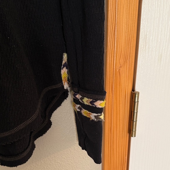 FP Movement by Free People Black Long Sleeve Top with Multicolor Trim - Picture 2 of 4